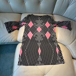👛💰👛 4 for $20 Alfani Black and White Geometric Dress